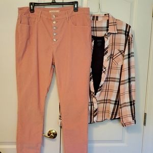 Levi's 721 High Rise Skinny in Blush, size 33